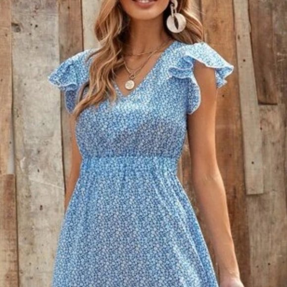 Ditsy Print Ruffle Hem Maxi Dress - Picture 4 of 7